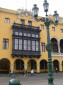 Kolonialgeb�ude am "Plaza Mayor" in Lima